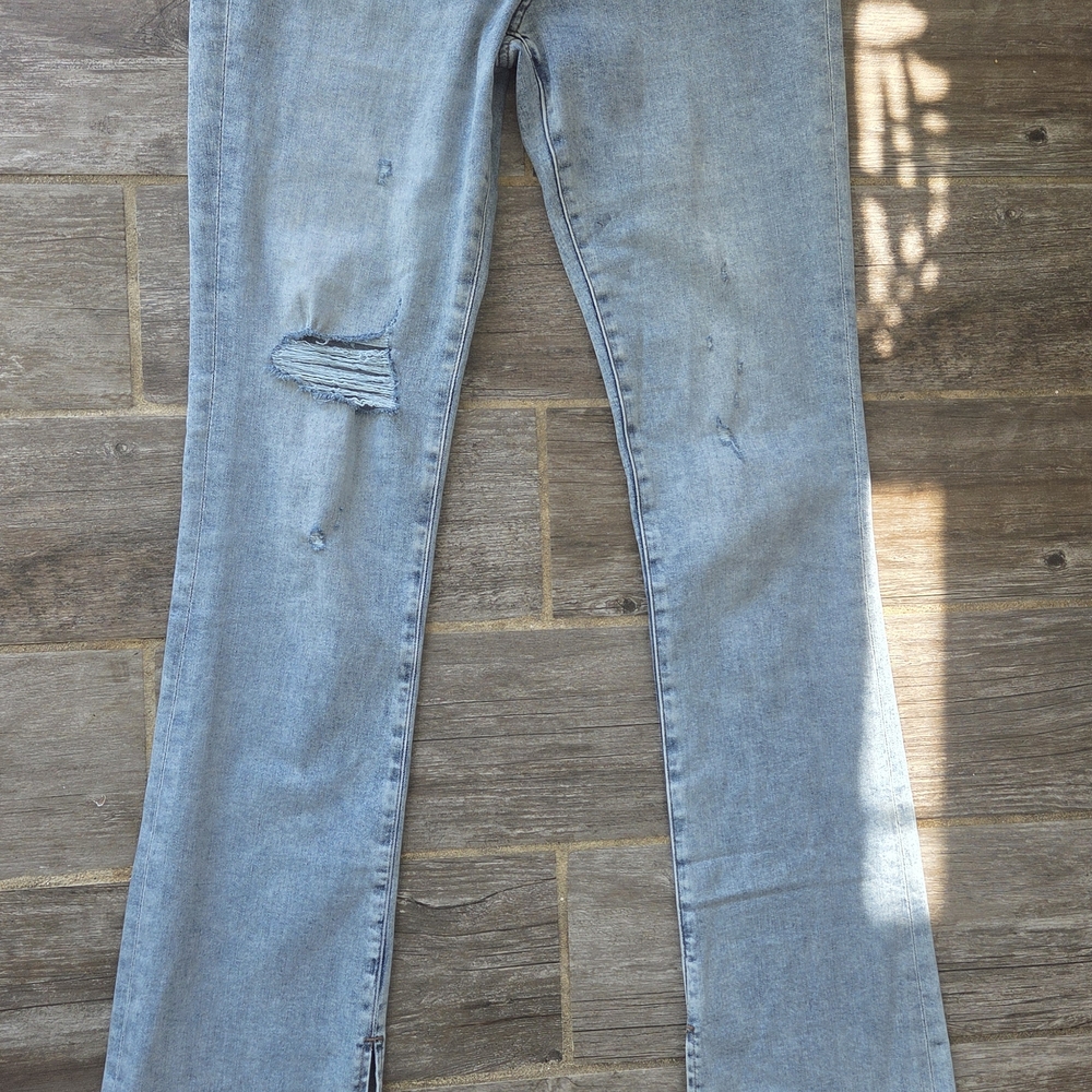Express Skyscraper Mid Rise Jeans - Picture 8 of 13